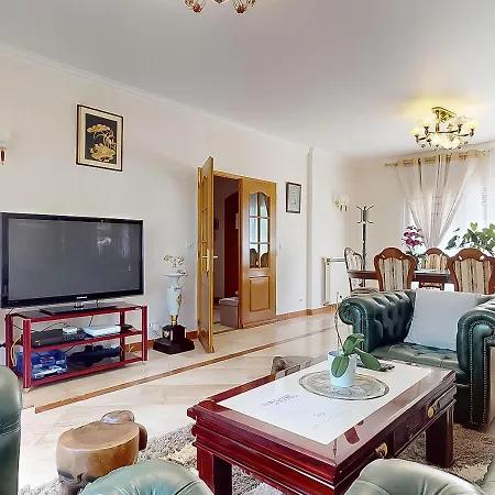 Villa Stunning House 5-bedrooms For 9p- 20min From Paris Le Blanc-Mesnil