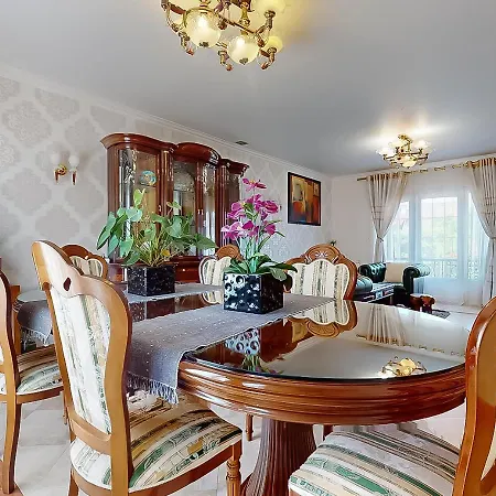 Villa Stunning House 5-bedrooms For 9p- 20min From Paris Le Blanc-Mesnil