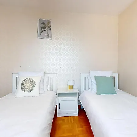 Stunning House 5-bedrooms For 9p- 20min From Paris Villa